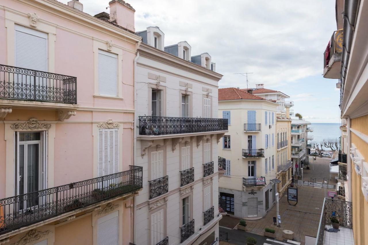 F2 Chambre En Duplex Saint-Raphaël 外观 照片